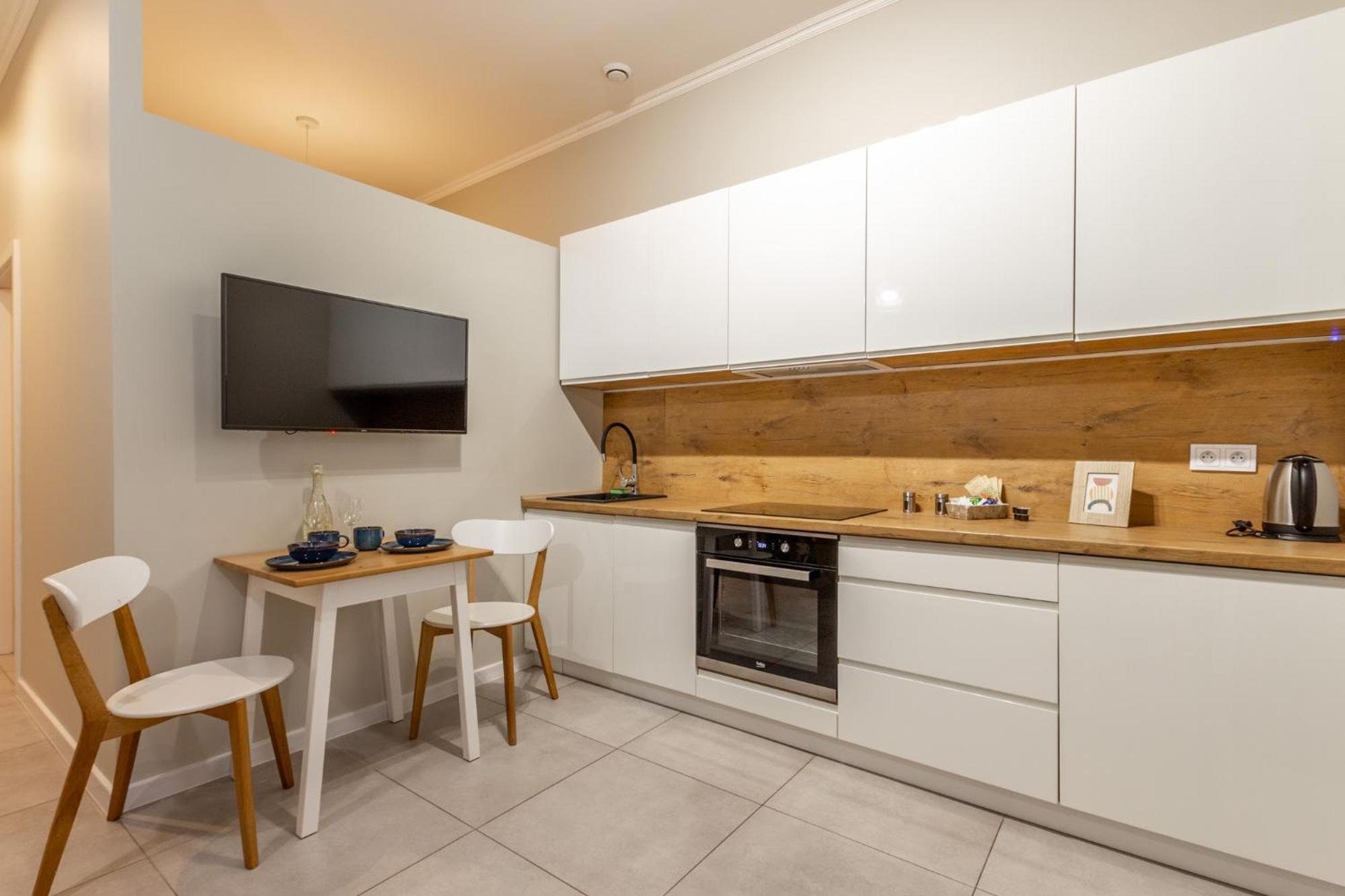 Chill Apartments Central Station Катовице Екстериор снимка