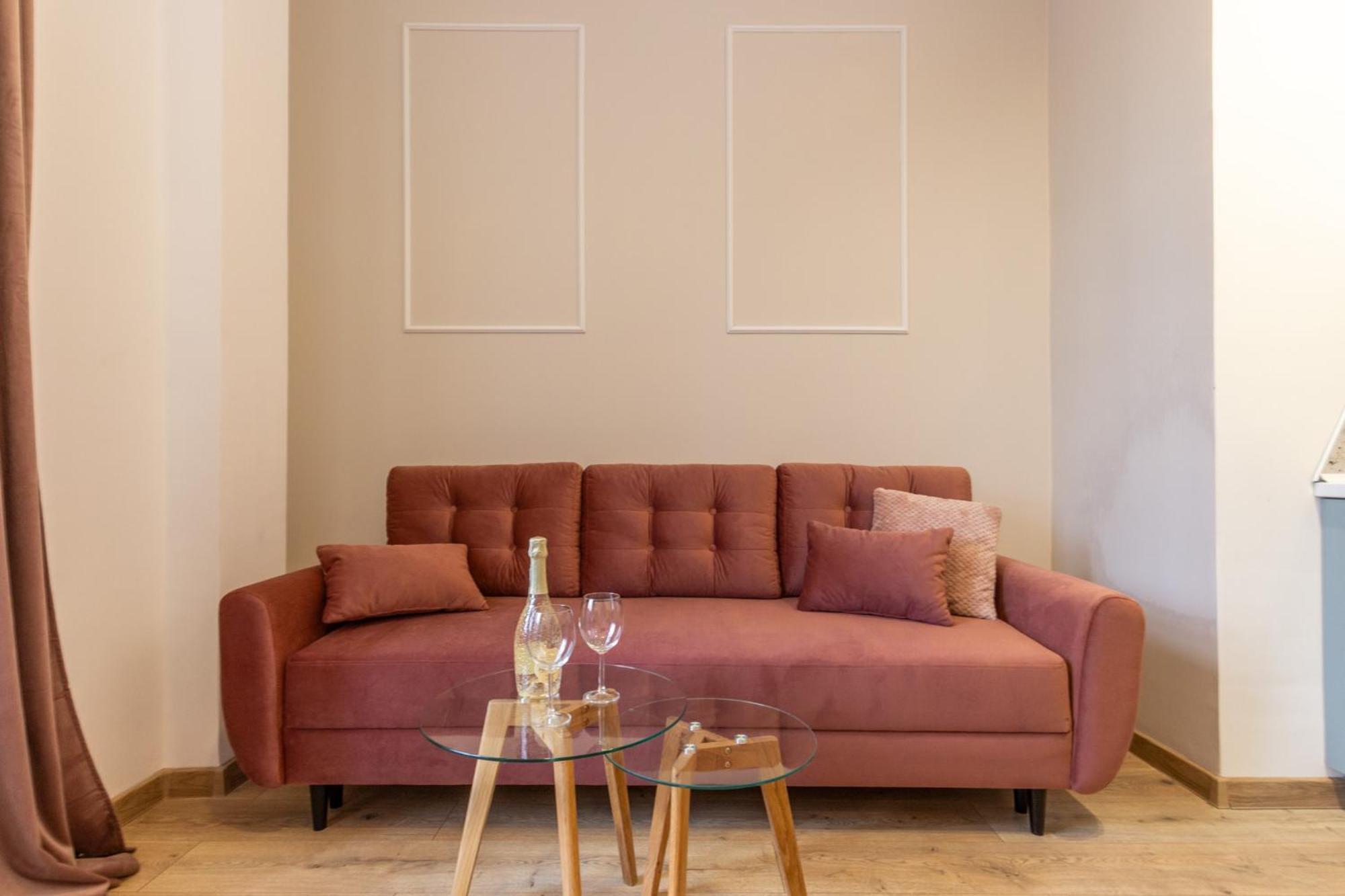 Chill Apartments Central Station Катовице Екстериор снимка